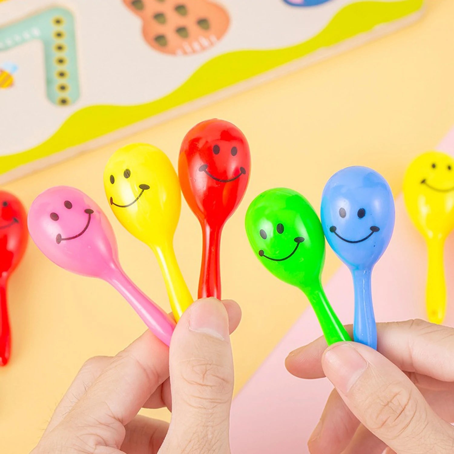 BeakBop™ Rattle Toy | Interactive Sound Toy for Birds